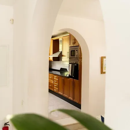 With Private Pool & Large Private Garden Villa *