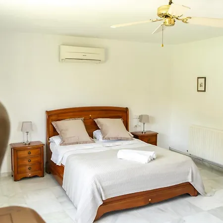 With Private Pool & Large Private Garden Villa Nerja